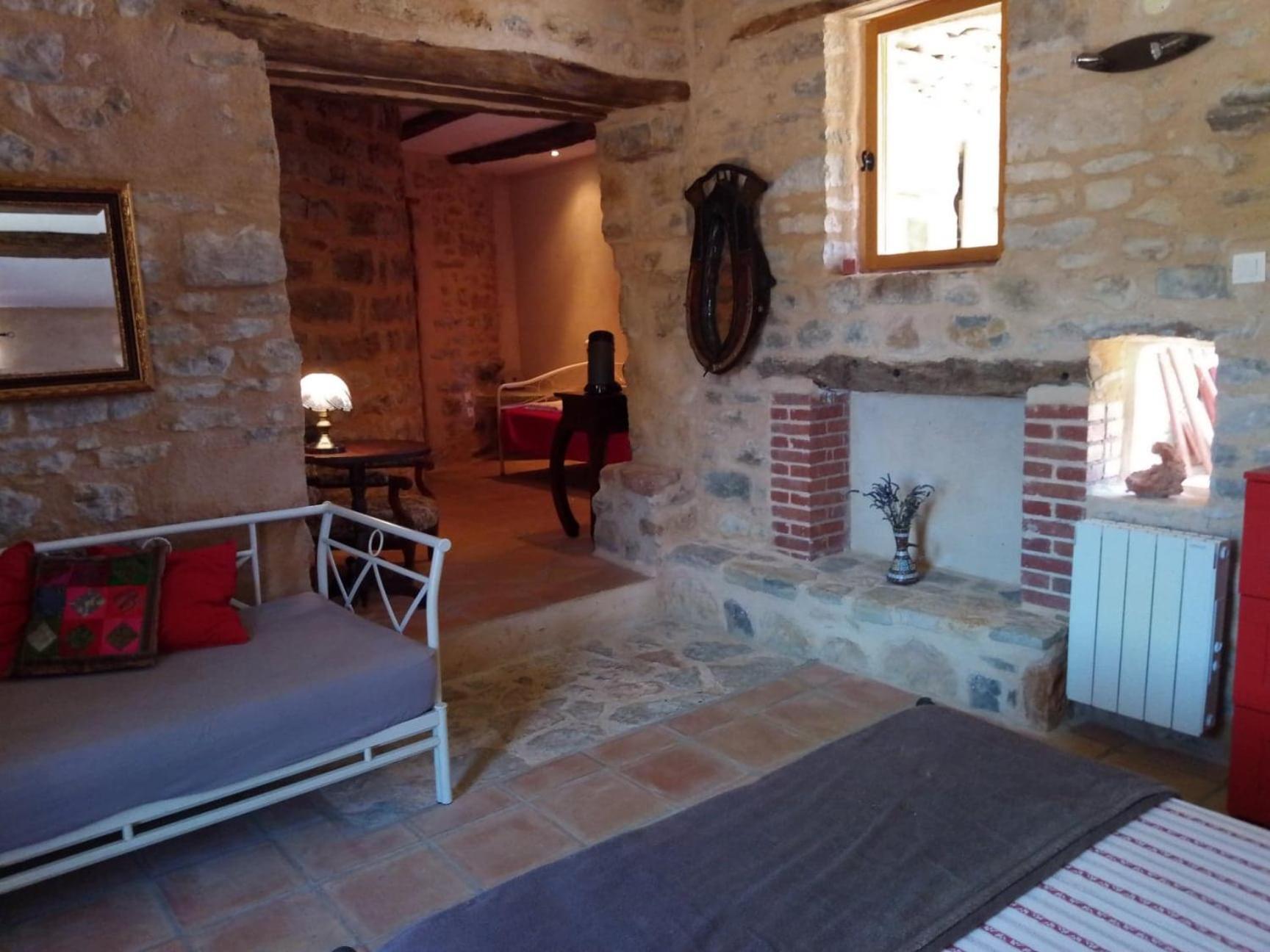 La Prade Basse 82 Bed & Breakfast Saint-Antonin-Noble-Val Exterior photo