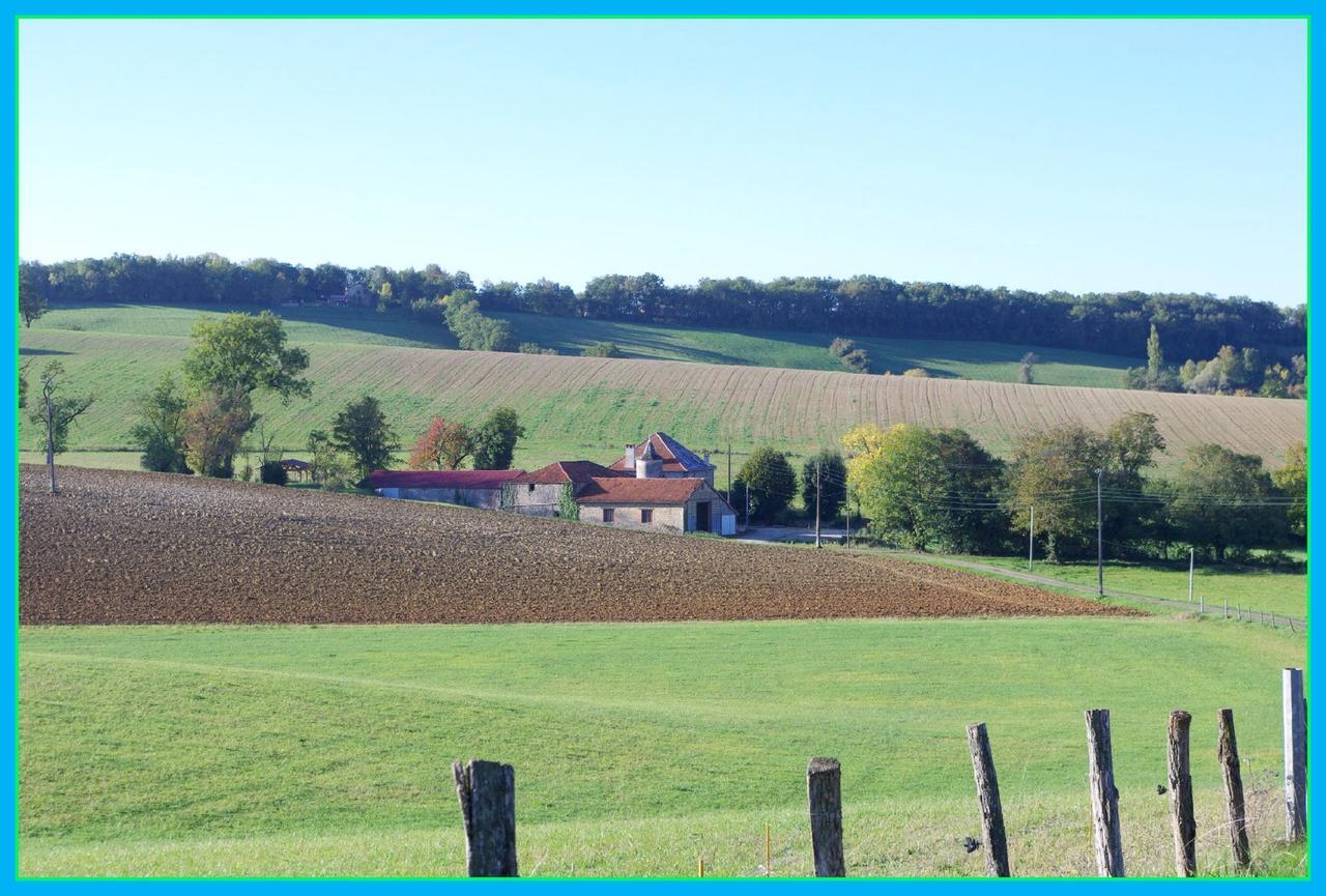 La Prade Basse 82 Bed & Breakfast Saint-Antonin-Noble-Val Exterior photo